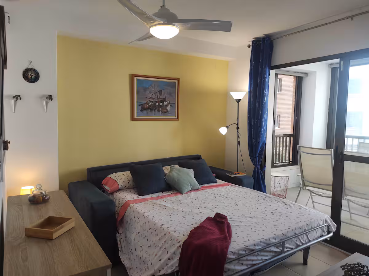 Apartamento en Benidorm cerca de Playa de Levante con parking incluido
